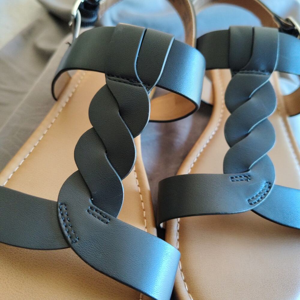 SUPER CUTE, LIGHTWEIGHT WONDER NATION BLACK SASSY SANDALS - Picture 7 of 9
